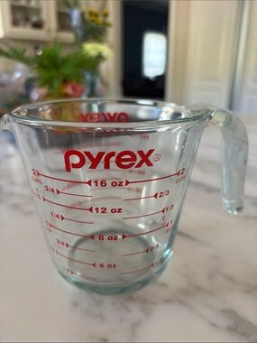 Pyrex Clear Glass Measuring Cup with Red Markings